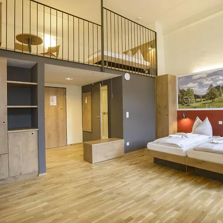 Jufa Hotel 3*
