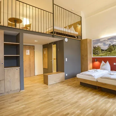 Jufa Hotel 3*